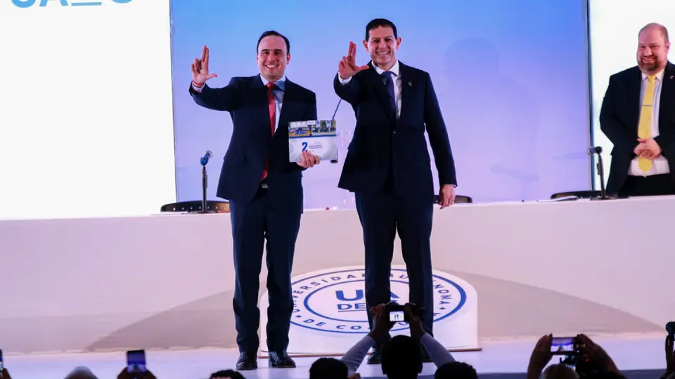 UAdeC crece en matrícula, becas y calidad: el rector Octavio Pimentel rinde su 2º Informe