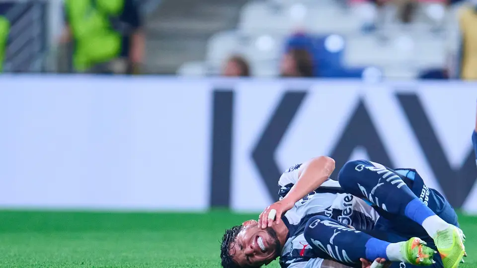 La dolencia de Carlos Salcedo | MEXSPORT