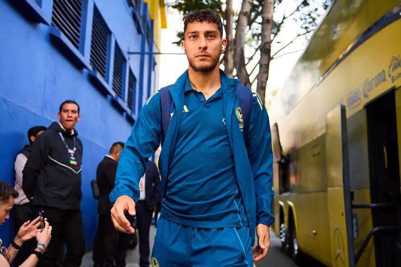 Cáceres respondió a los abucheos de la afición | MEXSPORT