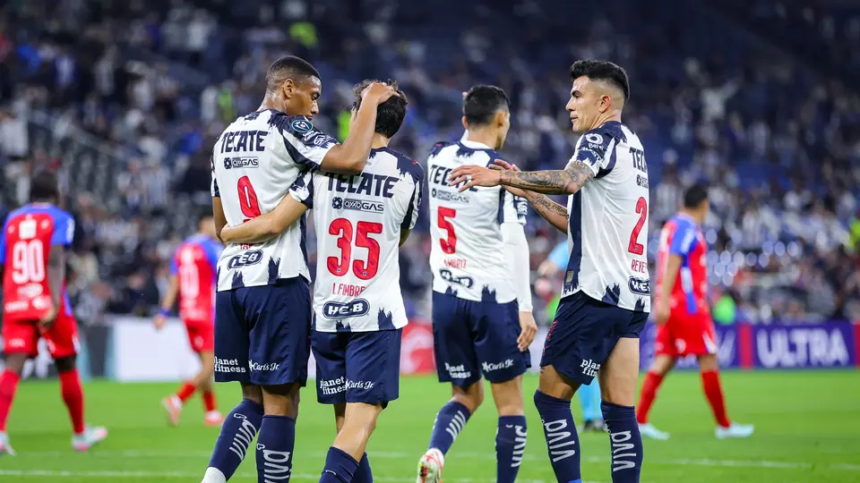 Rayados, a medio gas, vence a Xelajú y avanza a los 8avos de Final de la Concachampions