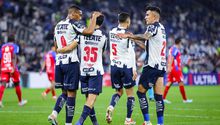 Rayados, a medio gas, vence a Xelajú y avanza a los 8avos de Final de la Concachampions