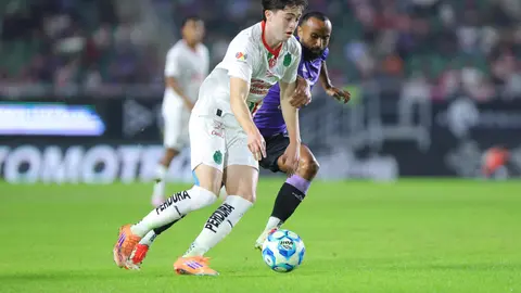 Brian Gutiérrez durante el compromiso de Chivas ante Mazatlán en la Jornada 5 del Clausura 2026 | IMAGO 7