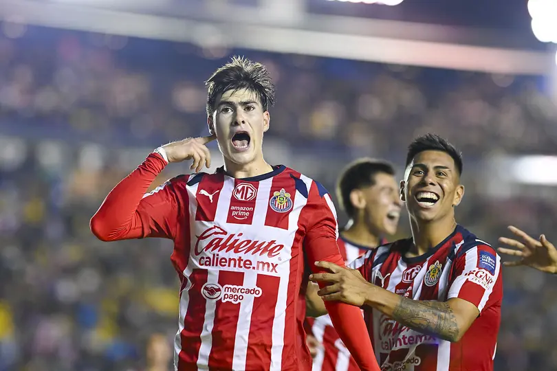 'Hormiga' González festeja gol al América | IMAGO7