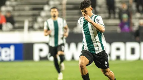 Thiago Espinosa en partido I X:@RacingClubUru