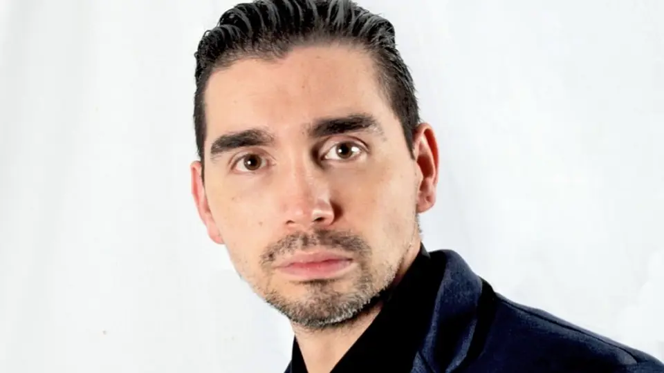 El actor compartió que su principal motivación para seguir luchando es su hija pequeña. /  @actorfaustocasanova