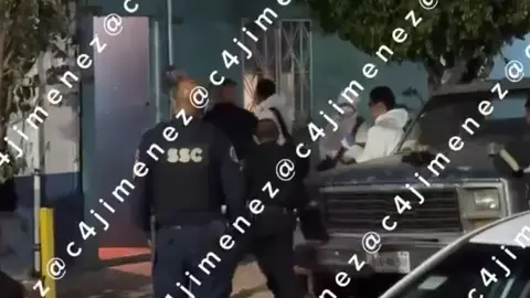 El hallazgo ocurrió en un negocio ubicado en la GAM, luego de que vecinos alertaran por un fuerte olor proveniente del inmueble. / @c4jimenez