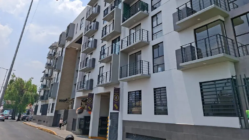 Alerta en CDMX: así operan los “monta-rentas”, el fraude que roba dinero a quienes buscan departamento