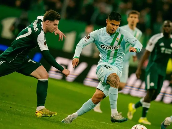 Betis perdió 1-0 contra Panathinaikos en la ida de los Octavos e Final de la Europa League | AP