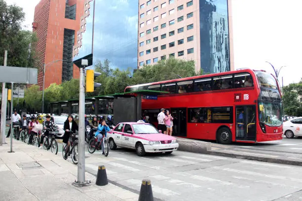 Metro, Metrobús y otros sistemas de la Red de Movilidad Integrada modificarán su horario de servicio durante el día festivo./ Pixabay