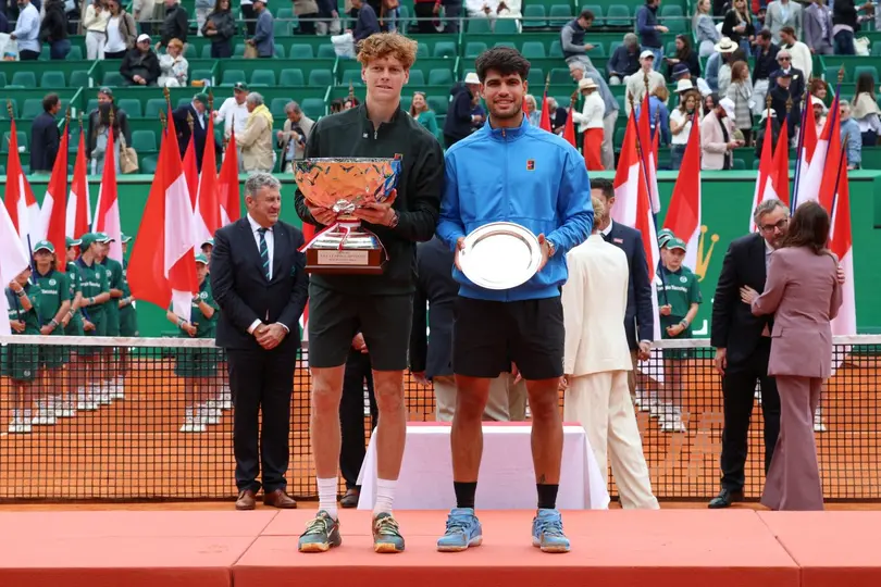 Jannik Sinner y Carlos Alcaraz en la Final del Masters de Montecarlo 2026 | AFP