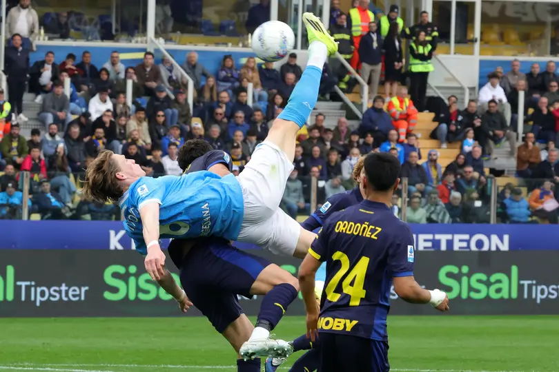 Chilena de Scott McTominay del Napoli I AP