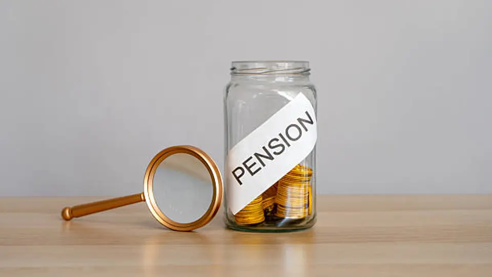 El nuevo tope establece que ninguna pensión podrá superar el 50% del salario presidencial. / iStock