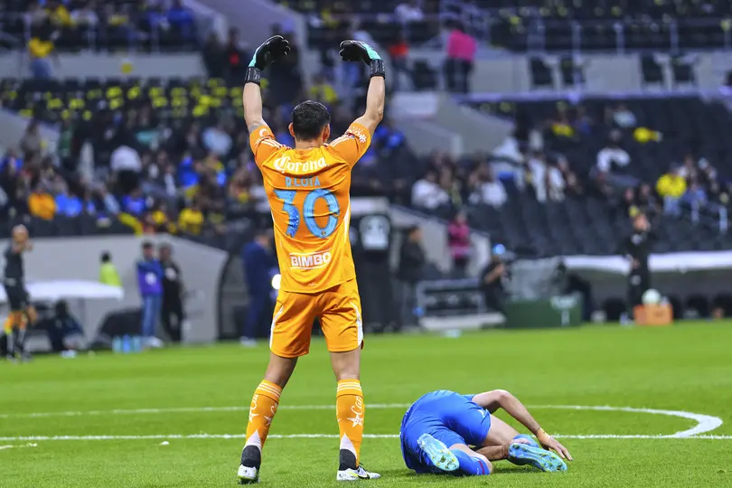Lesión de Nicolás Ibáñez | IMAGO7