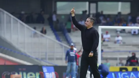 Efraín Juárez, entrenador de Pumas | IMAGO7