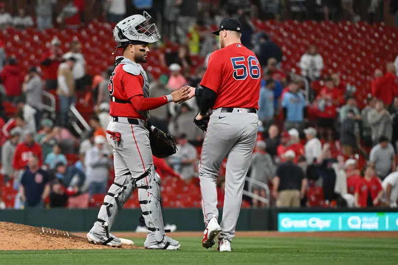 El receptor de los Boston Red Sox, Carlos Narváez y el lanzador Ryan Watson  I AP