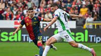 Johan Vásquez en el partido de Genoa vs Sassuolo en la Serie A | AP