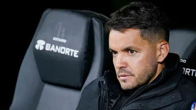 Larcamón, inconforme por empate en Clásico Joven: "Las sensaciones no son las mejores"
