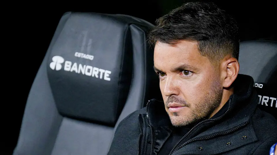 Larcamón, inconforme por empate en Clásico Joven: "Las sensaciones no son las mejores"