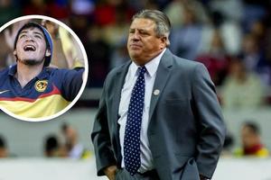 Aficionados revientan al Piojo Herrera por comentarios contra Jardine en transmisión del Clásico Joven