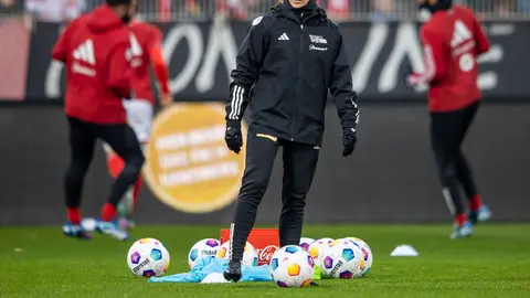 Union Berlin hace historia con Marie-Louise Eta como la primera mujer en dirigir en la Bundesliga varonil