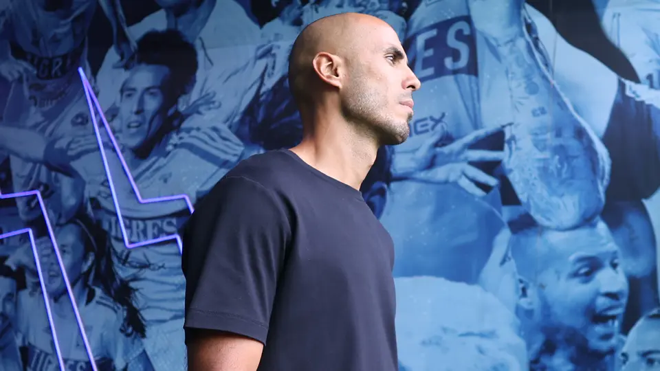 Guido Pizarro entrando a la cancha del Universitario | Imago7