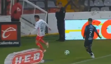 Emilio Lara previo a caer a fosa l CAPTURA