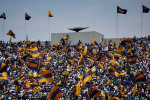 Fiesta auriazul: Recibimiento de Pumas se sale de control en San Luis