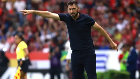 Nico Sánchez actúa como entrenador interino de los Rayados | Imago7