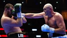 Tyson Fury regresa del retiro por quinta vez con victoria sobre Arslanbek Makhmudov