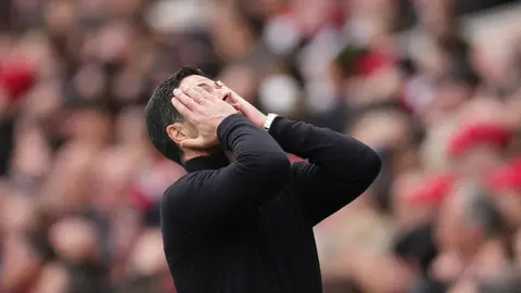Mikel Arteta en la derrota de Arsenal en la Premier League | AP