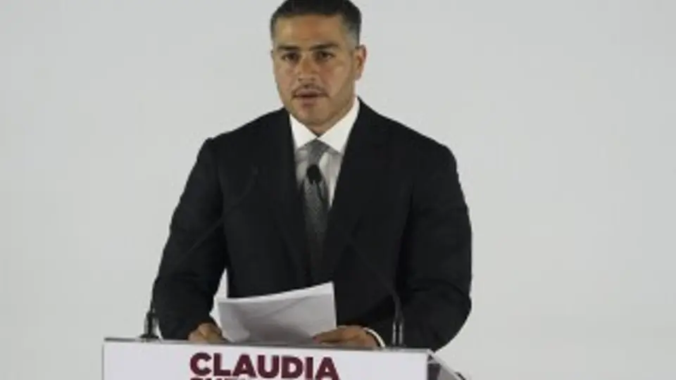 Omar García Harfuch confirmó que continúan las gestiones para trasladar a México a la presunta responsable del asesinato de Carolina Flores./ AP