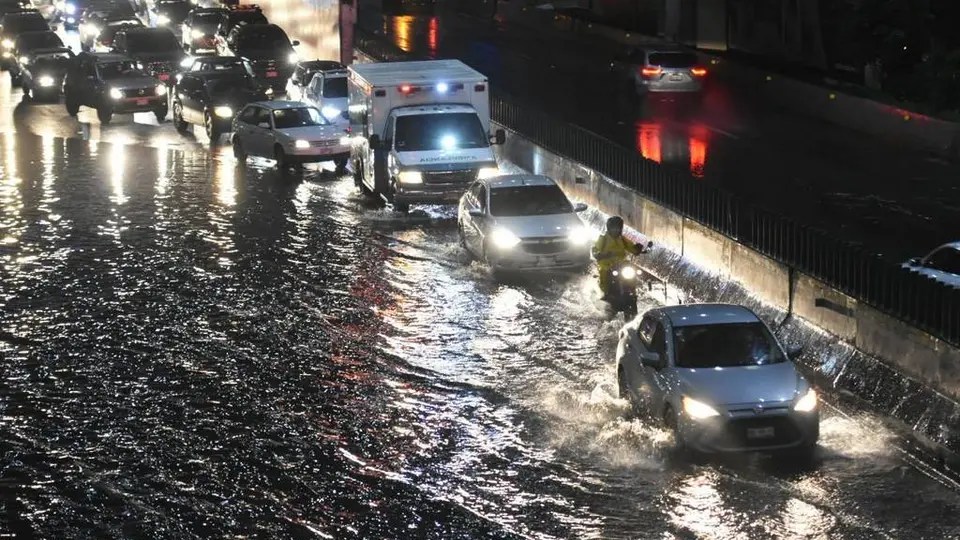 El SMN pronosticó ambiente fresco por la mañana y lluvias con granizo por la tarde en la CDMX./ RS