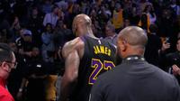 Lebron James en el partido de Los Angeles Lakers contra Thunder de Oklahoma City | AP