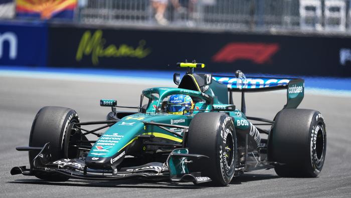 Fernando Alonso en el Gran Premio de Miami | AP