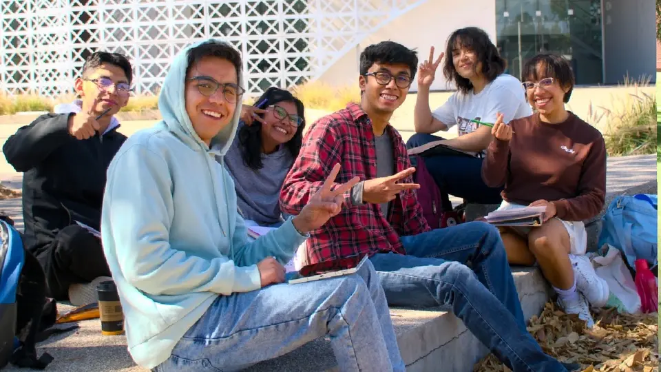 Esta convocatoria representa una nueva posibilidad para miles de jóvenes que quieren entrar a la UAM / FB: @lauammx
