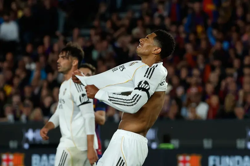 Jude Bellingham en lamento en el partido de Real Madrid contra Barcelona en LaLiga | AP