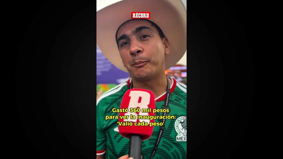 "PAGUÉ CUATRO BOLETOS DE 90 MIL PESOS": Aficionado mexicano rompió la alcancía para ver el México