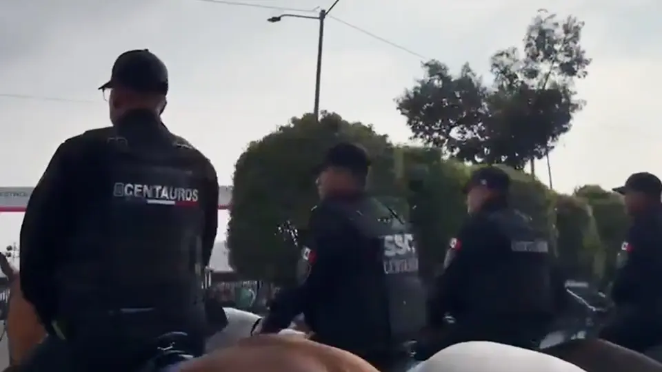 Algunos policías heridos requirieron traslado al hospital / Redes Sociales