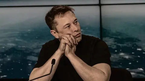 Elon Musk se convierte en el primero hombre billonario de la historia / Flickr