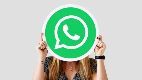 Las líneas telefónicas deberán ser vinculadas con la CURP en México / Magnific
