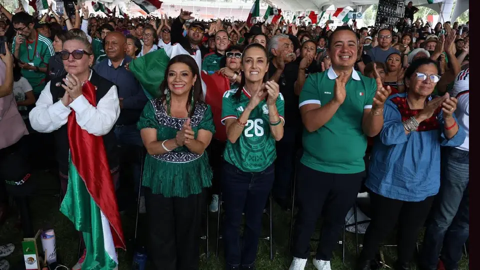 La jefa de Gobierno, Clara Brugada, estuvo siguiendo el partido junto a la presidenta Claudia Sheinbaum / FB: @ClaraBrugadaM