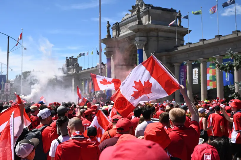 Canadá emocionada para el partido contra Bosnia l AP