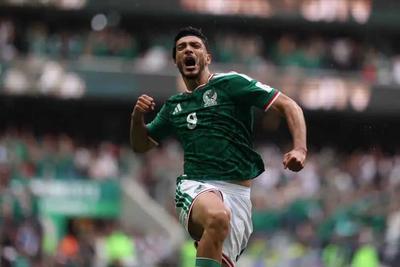 La celebración tras el gol de Raúl Jiménez ante Sudáfrica | MIGUEL PONTÓN