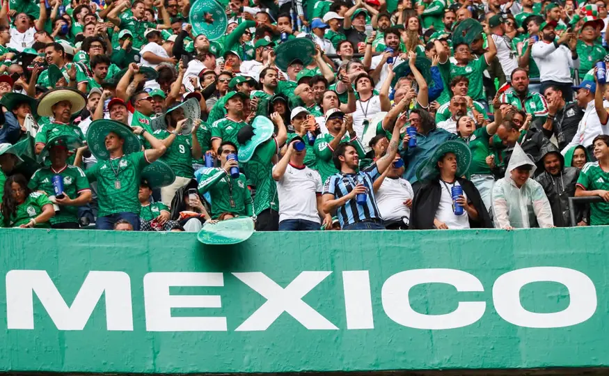 Afición Mexicana en el Estadio Azteca durante el Mundial 2026 | GINA SÁNCHEZ