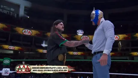 ¡Los mejores enemigos! Dominik Mysterio y El Grande Americano enfrentarán a los Perros del Mal en Verano de Escándalo