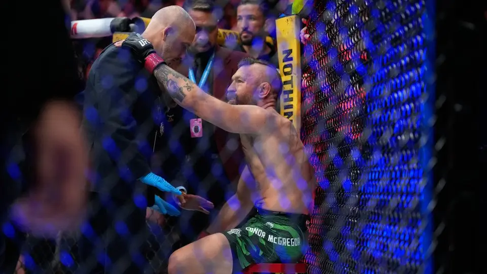 Conor McGregor en el evento de UFC 329 | AP