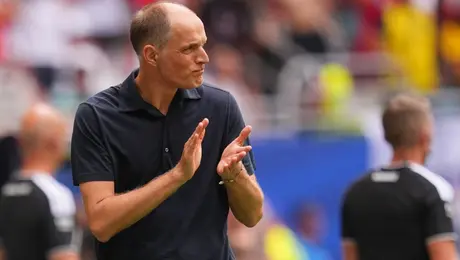 "Hubo fortuna con el árbitro en el empate, pero no por eso ganamos": Tuchel