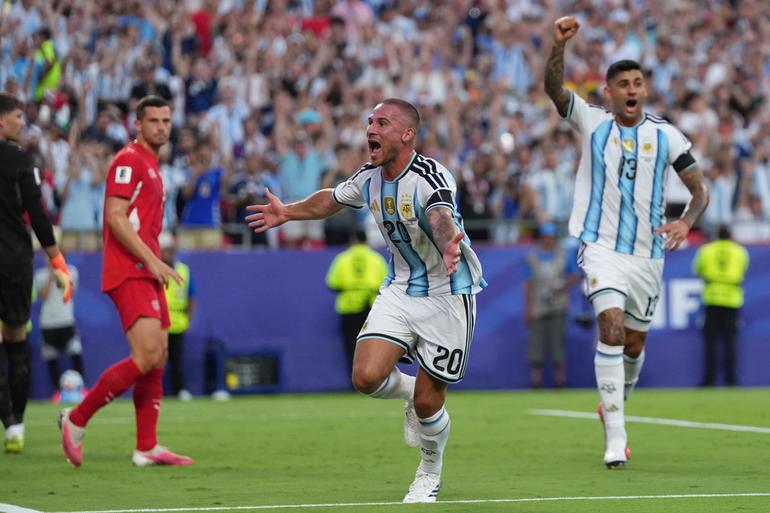 Gol de Mac Allister ante Suiza | AP