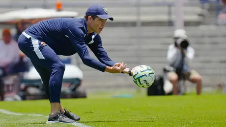 ¡NI SU NOMBRE SE SABEN! En El Amistoso De Pumas, La Voz Del Estadio Presentó A Esteban Solar