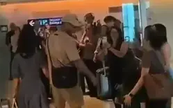 Raúl Jiménez en Aeropuerto Internacional de Cancún | AP
